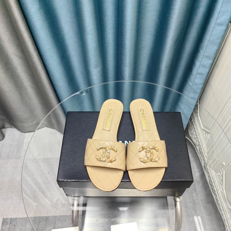 Ch*el slippers